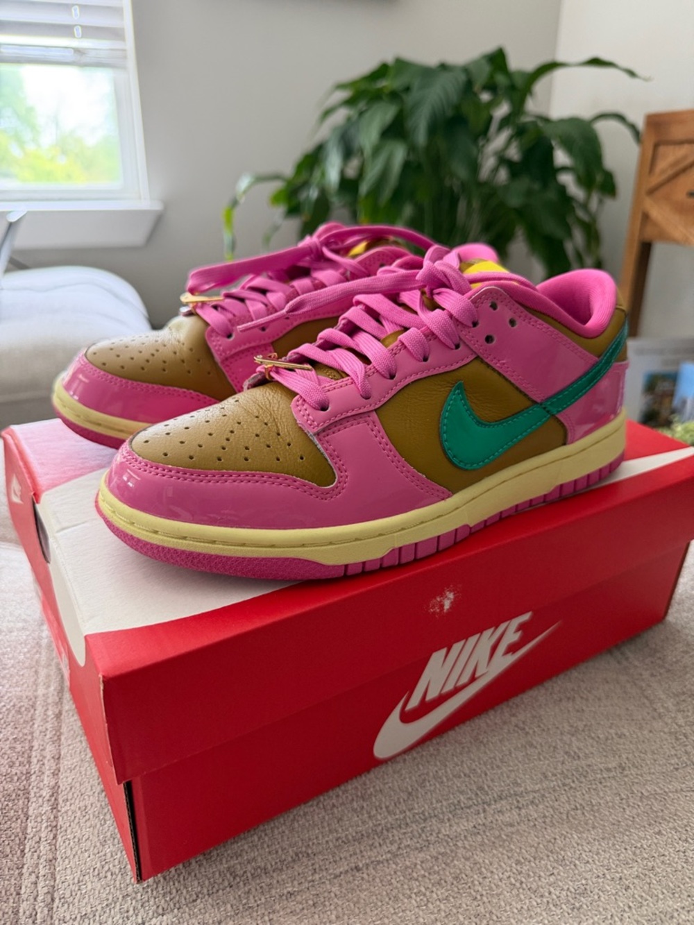 Nike Dunk Low Pink Teal Brown Low-Top Sneakers